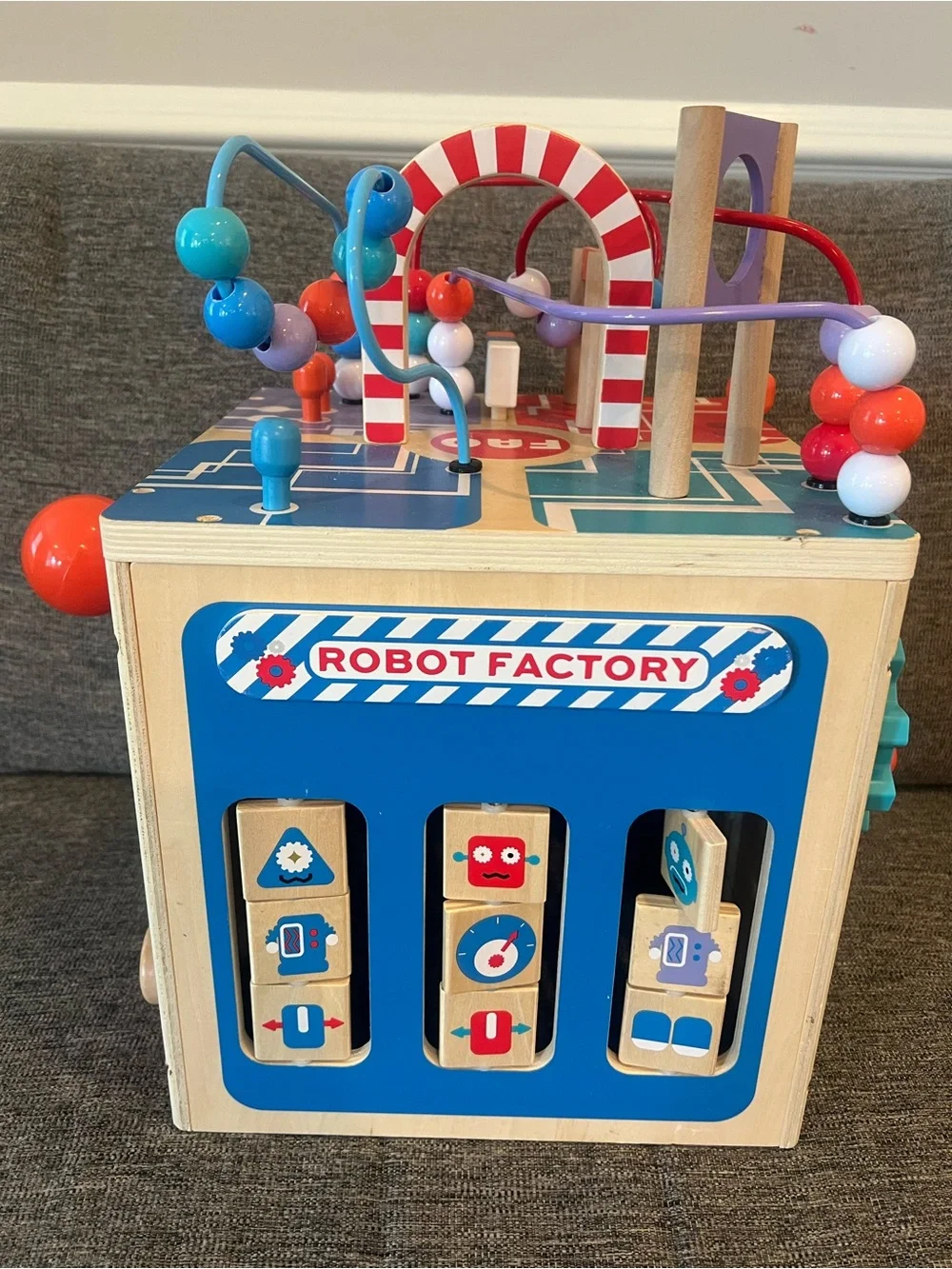FAO Schwarz Kids Robot Buddy Wooden Activity Cube Puzzle Learning Toy